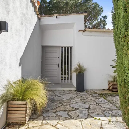 Artemis - Pool With Sea View Golf De Saint-tropez Villa